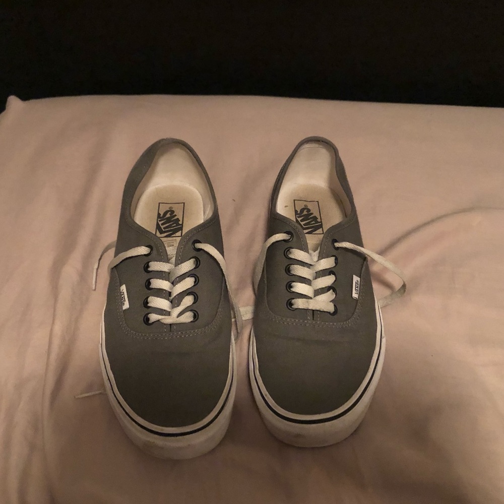 Men Size 11 authentic Grey Vans
